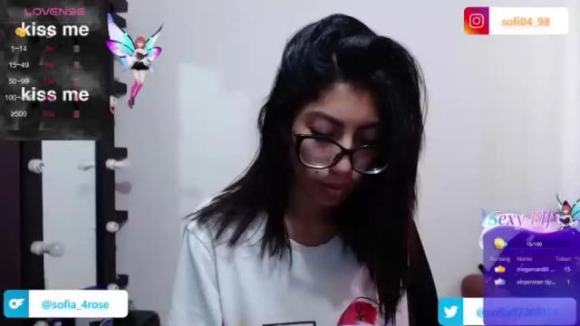 Image 12 of eren_mikasa Stream on Chaturbate on 13 months ago