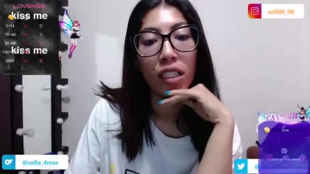 Image 2 of eren_mikasa Stream on Chaturbate on 13 months ago