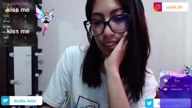 Image 4 of eren_mikasa Stream on Chaturbate on 13 months ago