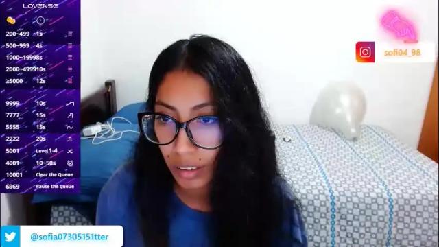 Image 6 of eren_mikasa Stream on Chaturbate on 27 days ago