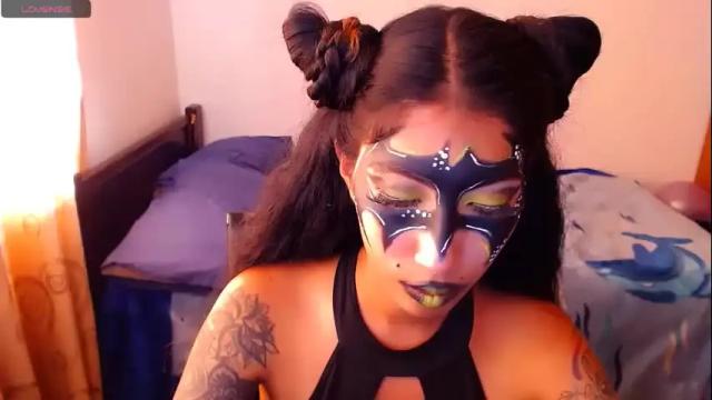 Image 2 of eren_mikasa Stream on Chaturbate on 1 month ago