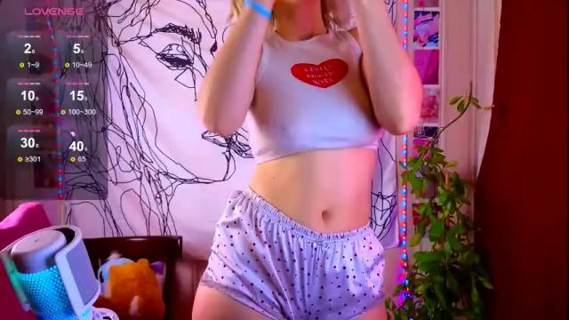 Image 4 of erica_winterr Stream on Chaturbate on 1 month ago