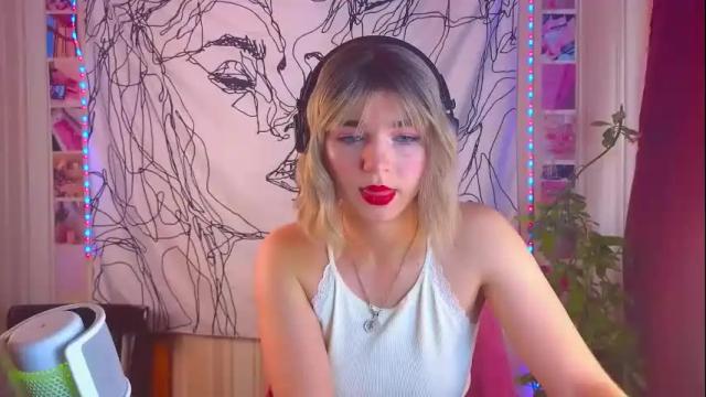 Image 2 of erica_winterr Stream on Chaturbate on 1 month ago