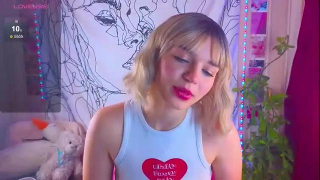 Image 3 of erica_winterr Stream on Chaturbate on 1 month ago