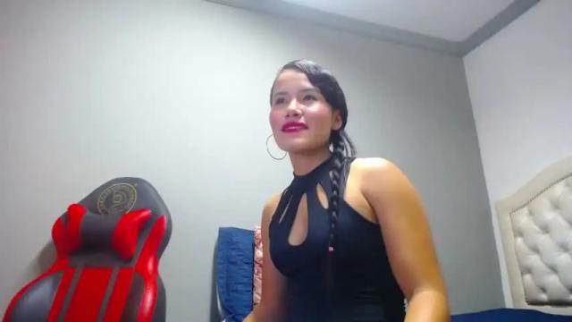 Image 2 of ericagonzalez_ Stream on Chaturbate on 16 months ago