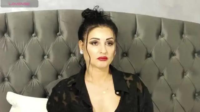 Image 3 of ericarosse Stream on Chaturbate on 15 months ago