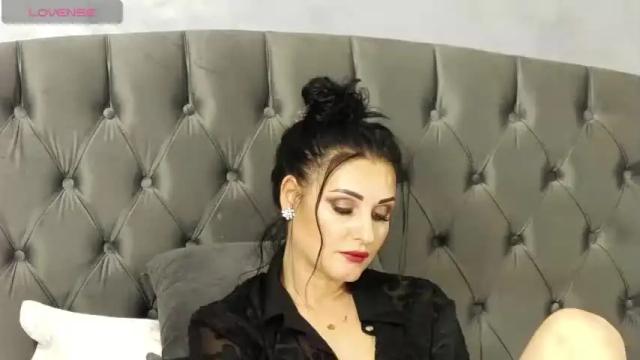 Image 6 of ericarosse Stream on Chaturbate on 15 months ago