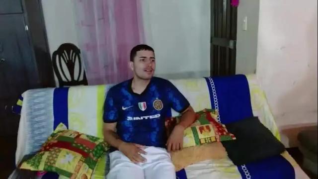Image 2 of erick_angelica Stream on Chaturbate on 14 days ago