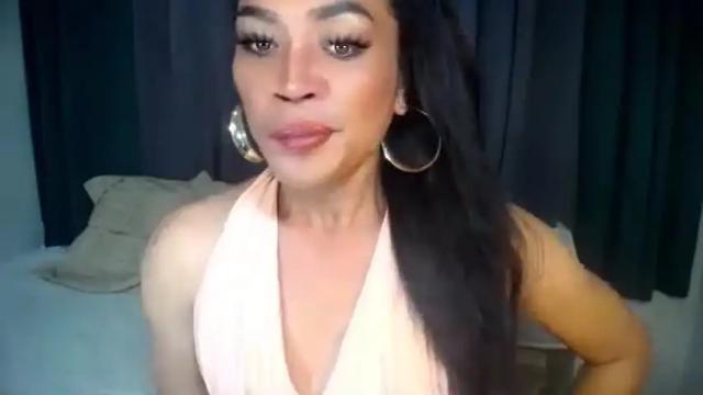 Image 10 of erika_madrigal Stream on Chaturbate on 2 months ago
