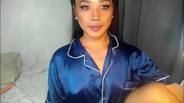 Image 7 of erika_madrigal Stream on Chaturbate on 2 months ago