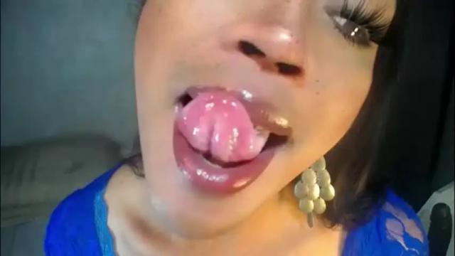 Image 3 of erika_madrigal Stream on Chaturbate on 1 month ago