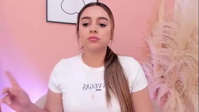 Image 4 of erika_mendez1 Stream on Chaturbate on 9 days ago