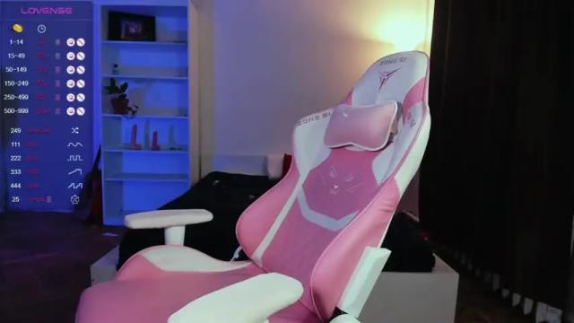 Image 6 of erika_with_love Stream on Chaturbate on 13 months ago