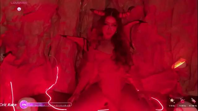 Image 11 of erikabenz Stream on Chaturbate on 2 days ago