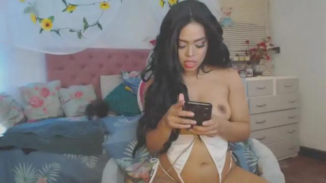 Image 10 of erikafarhat Stream on Chaturbate on 19 months ago