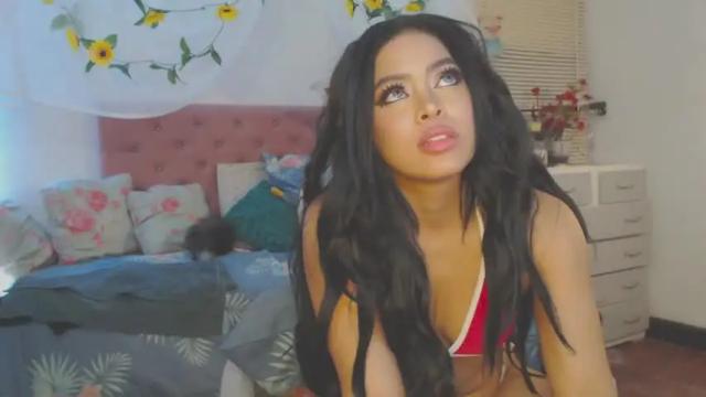 Image 11 of erikafarhat Stream on Chaturbate on 19 months ago