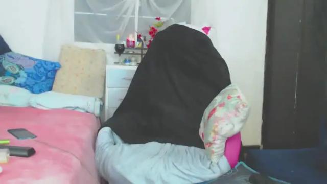 Image 3 of erikafarhat Stream on Chaturbate on 18 months ago