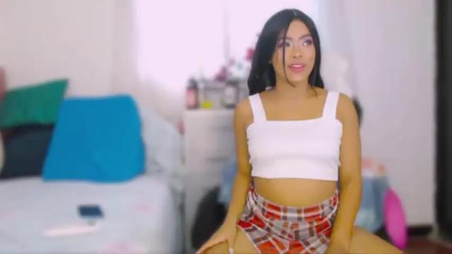 Image 6 of erikafarhat Stream on Chaturbate on 18 months ago