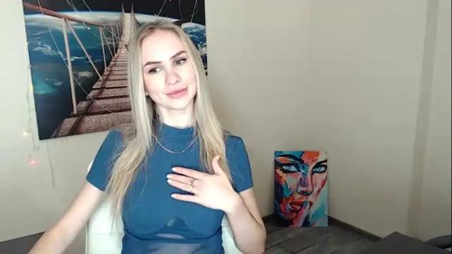 Image 4 of erikagavin Stream on Chaturbate on 1 month ago