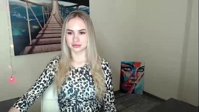 Image 2 of erikagavin Stream on Chaturbate on 1 month ago