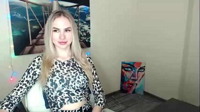 Image 4 of erikagavin Stream on Chaturbate on 1 month ago