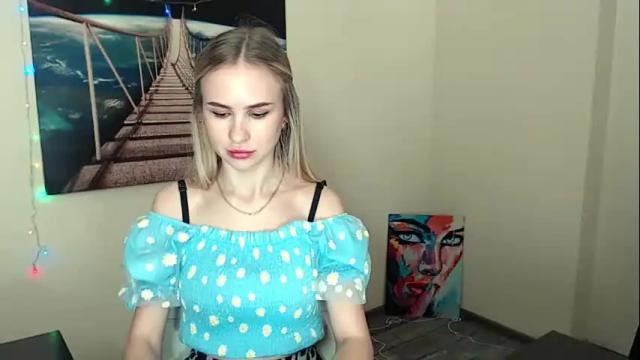 Image 10 of erikagavin Stream on Chaturbate on 1 month ago