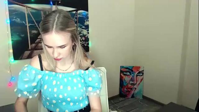 Image 12 of erikagavin Stream on Chaturbate on 1 month ago
