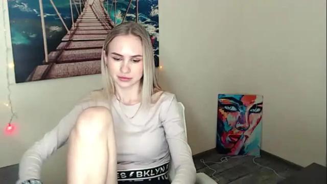 Image 12 of erikagavin Stream on Chaturbate on 29 days ago