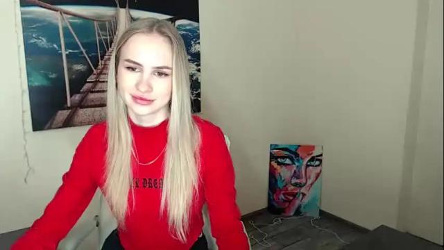 Image 2 of erikagavin Stream on Chaturbate on 29 days ago