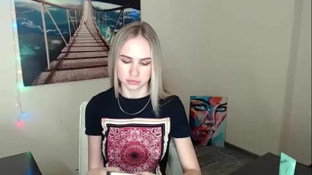 Image 11 of erikagavin Stream on Chaturbate on 28 days ago