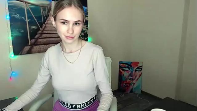 Image 12 of erikagavin Stream on Chaturbate on 27 days ago