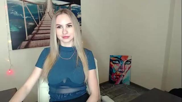 Image 10 of erikagavin Stream on Chaturbate on 17 days ago