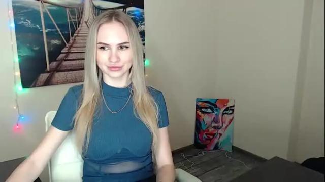 Image 2 of erikagavin Stream on Chaturbate on 17 days ago