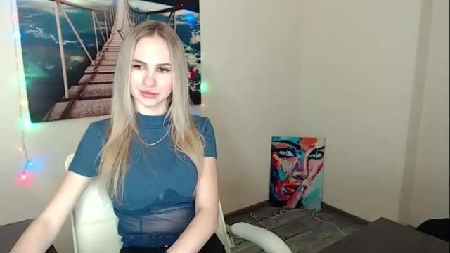 Image 3 of erikagavin Stream on Chaturbate on 17 days ago