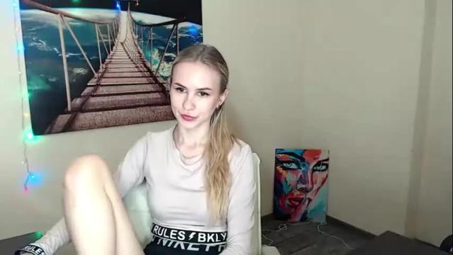 Image 3 of erikagavin Stream on Chaturbate on 15 days ago