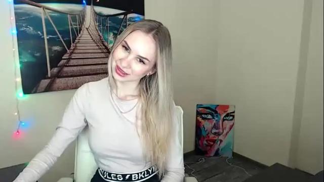Image 12 of erikagavin Stream on Chaturbate on 13 days ago