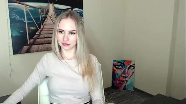 Image 7 of erikagavin Stream on Chaturbate on 13 days ago