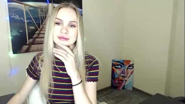 Image 10 of erikagavin Stream on Chaturbate on 10 days ago