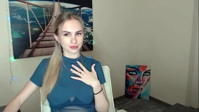 Image 11 of erikagavin Stream on Chaturbate on 9 days ago
