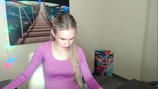 Image 6 of erikagavin Stream on Chaturbate on 8 days ago