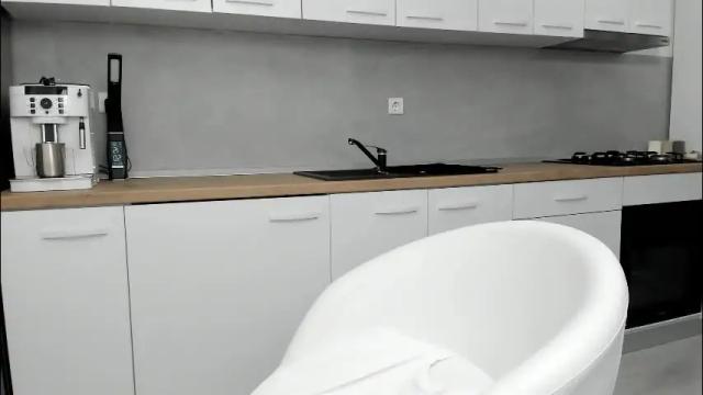 Image 2 of erikasweetie Stream on Chaturbate on 2 days ago