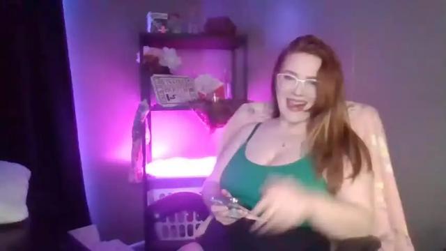 Image 3 of erinlovebabe Stream on Chaturbate on 19 months ago