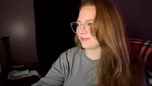 Image 2 of erinlovebabe Stream on Chaturbate on 18 months ago