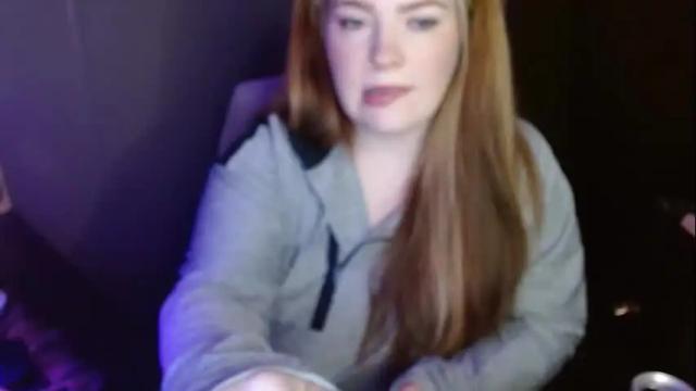 Image 2 of erinlovebabe Stream on Chaturbate on 2 months ago