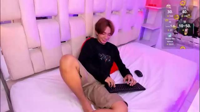 Image 3 of eriol__ Stream on Chaturbate on 2 months ago