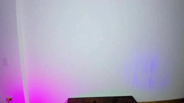 Image 4 of erisleon Stream on Chaturbate on 24 months ago