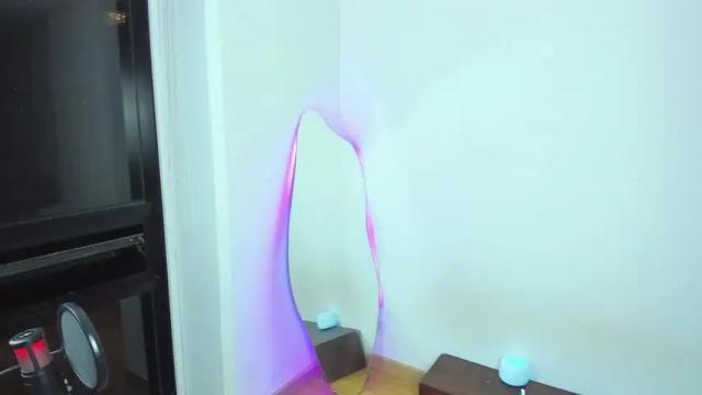 Image 11 of erisleon Stream on Chaturbate on 22 months ago