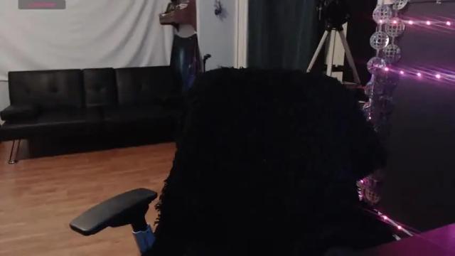 Image 12 of erisstardust Stream on Chaturbate on 13 months ago