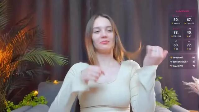 Image 10 of erleneheap Stream on Chaturbate on 1 month ago