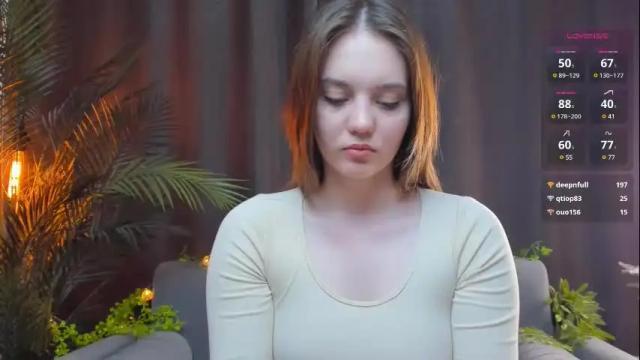 Image 4 of erleneheap Stream on Chaturbate on 1 month ago